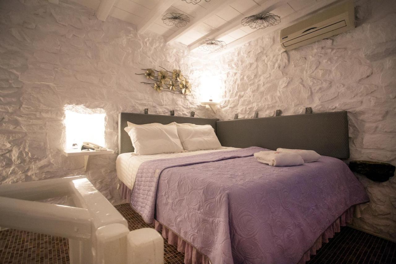 Apsenti Couples Only Aparthotel Agios Ioannis Diakoftis Bagian luar foto