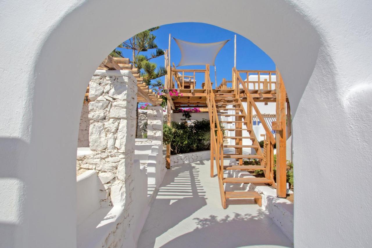 Apsenti Couples Only Aparthotel Agios Ioannis Diakoftis Bagian luar foto